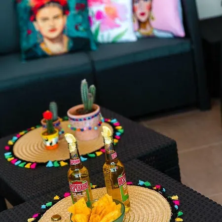 דירה Sea Breeze Experience